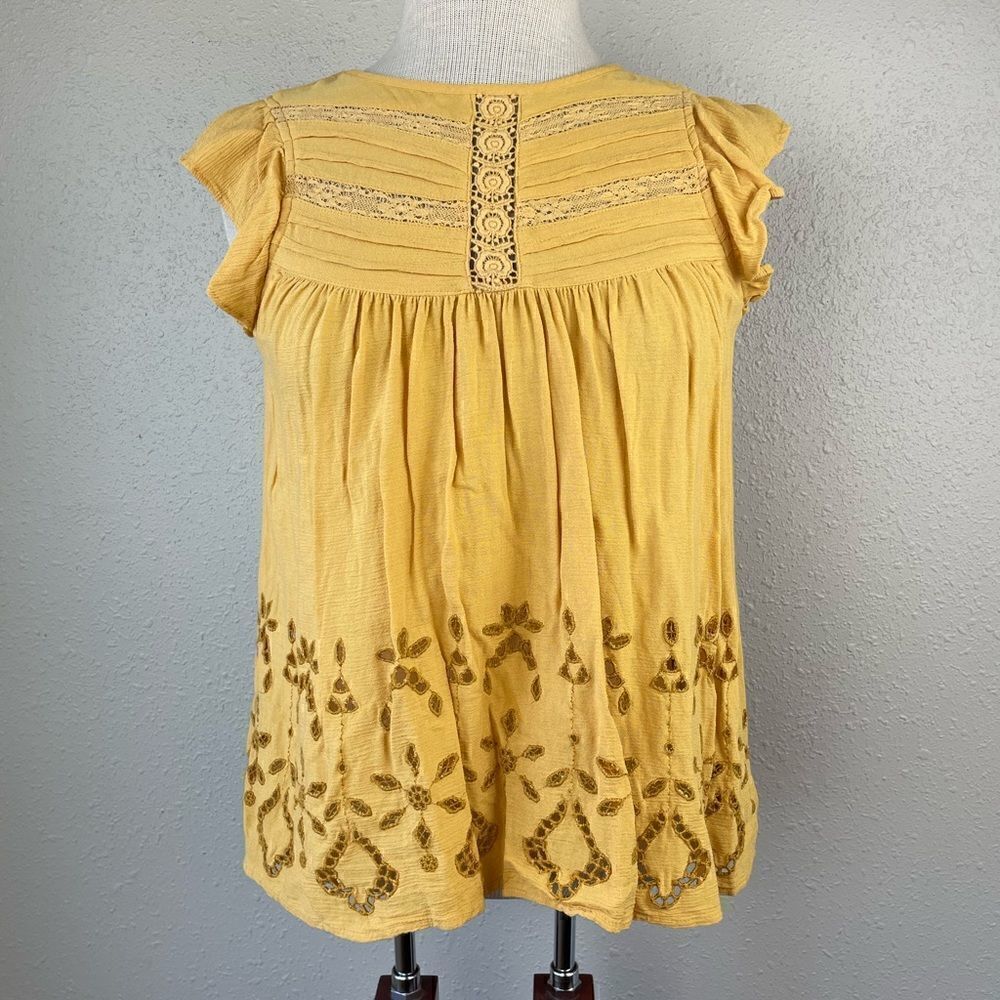 American Eagle Yellow Top Size XS EUC